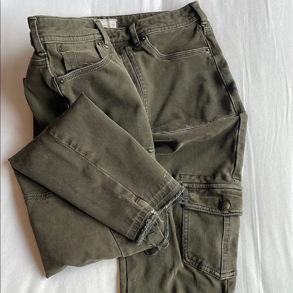 Free People Olive Green Cargo Pants - Picture 3 of 6
